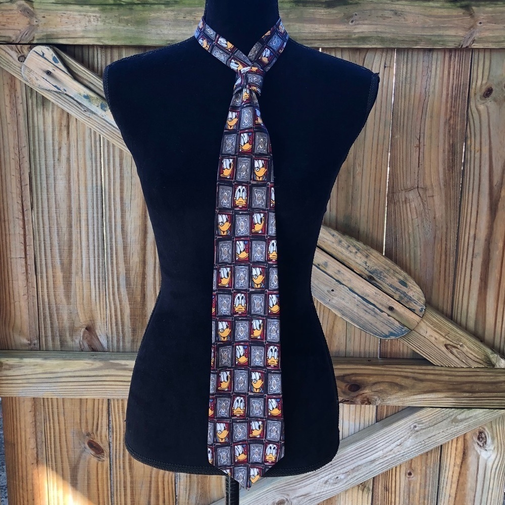 Disney’s Donald Duck Silk Necktie